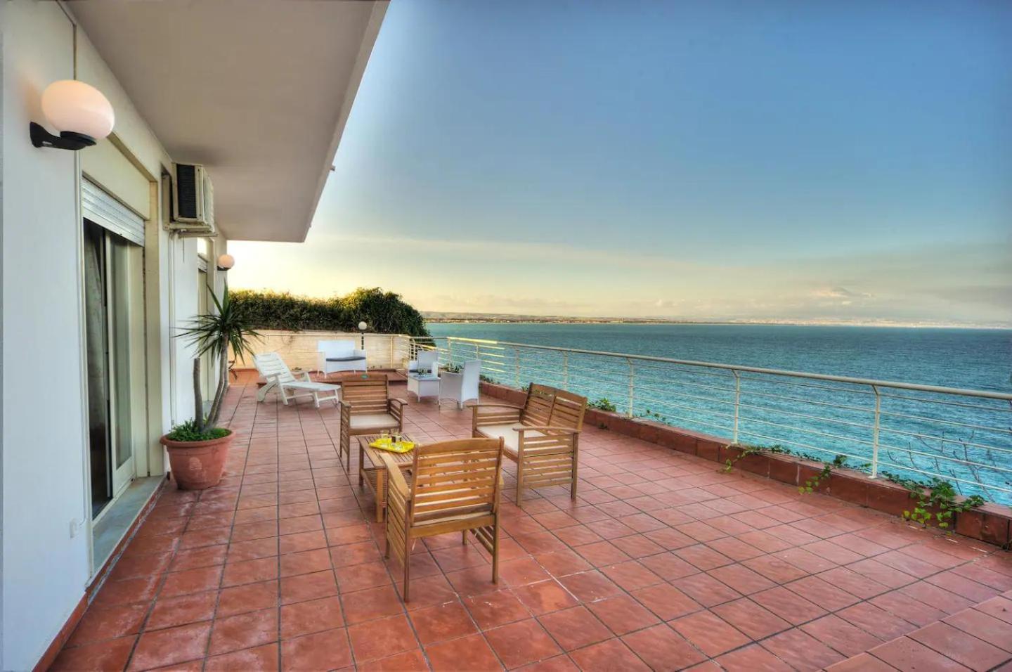 Terrazza Sul Mare Agnone Bagni Exterior foto